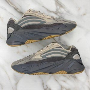 adidas Yeezy Boost 700 V2 Tephra